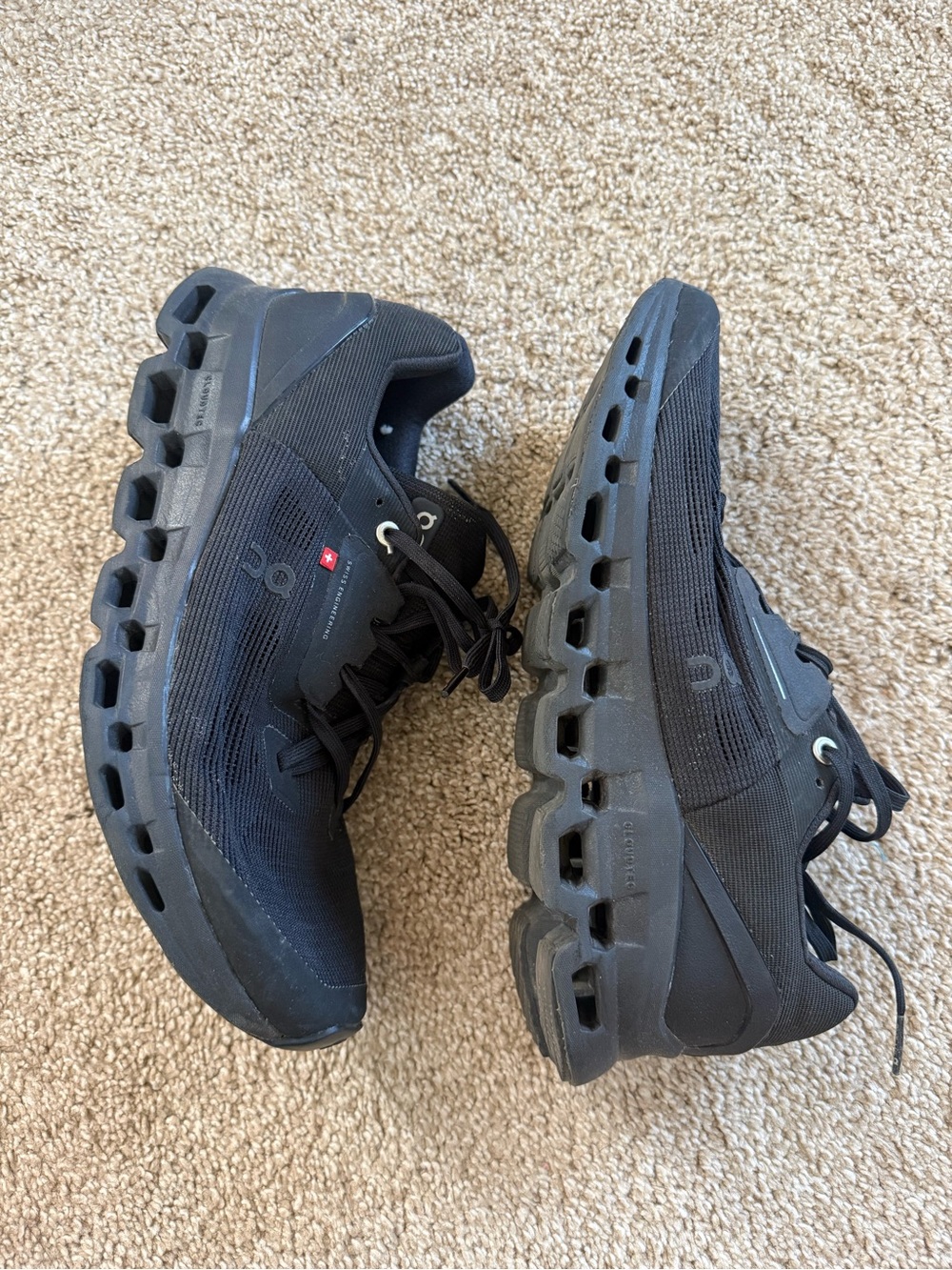 On Running Cloud Monster Stratus All-Black Running Shoes Women’s 10